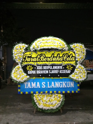 Papan Bunga Duka di Temmalebba